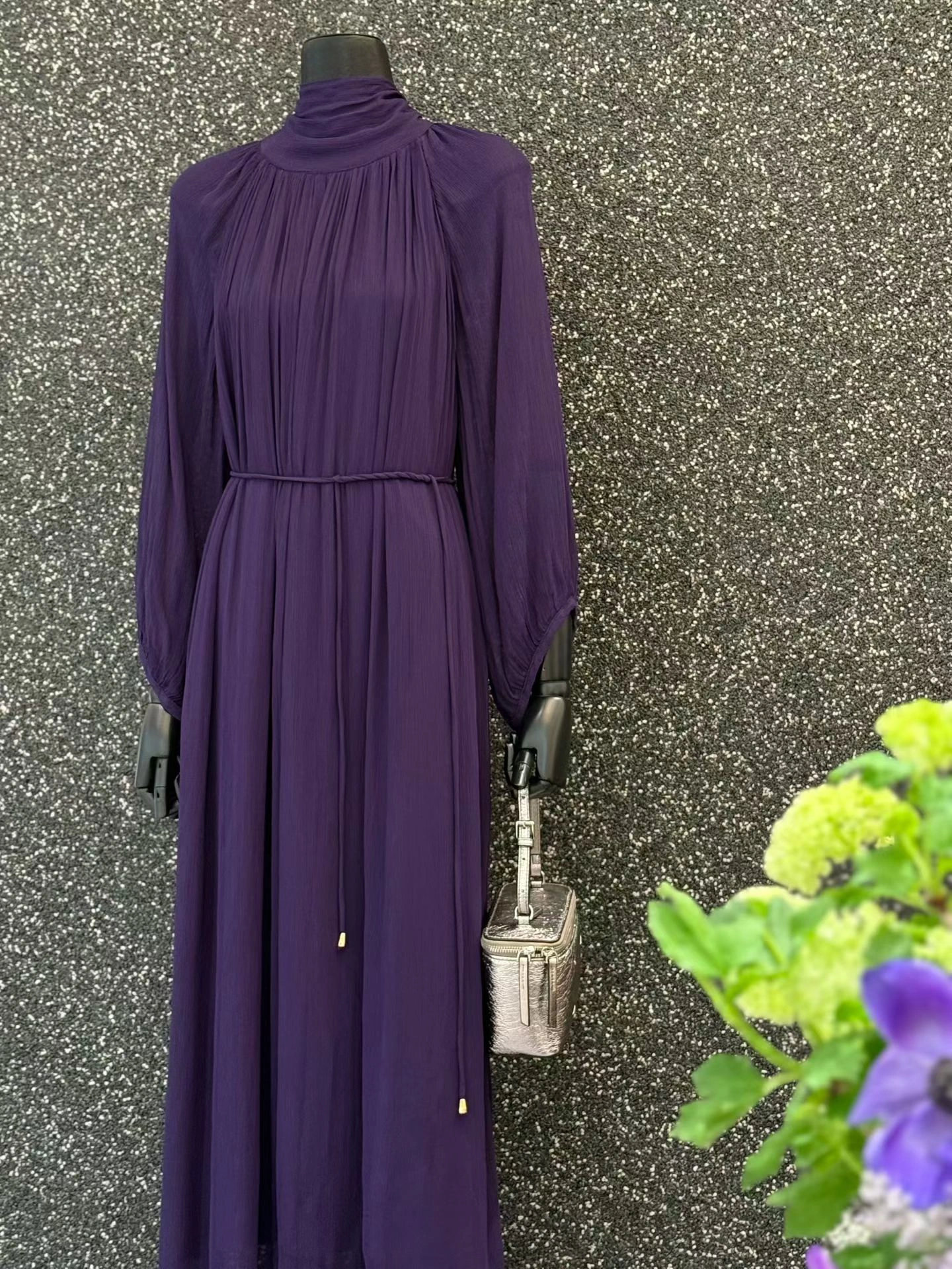 Purple front detail
